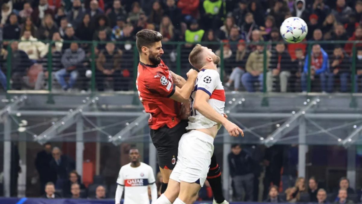 Giroud vs Psg PhotoCredit: AcMilan.com