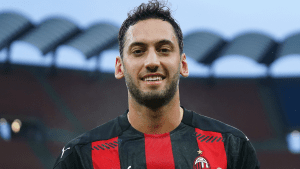 Calhanoglu - Photocredit acmilan.com