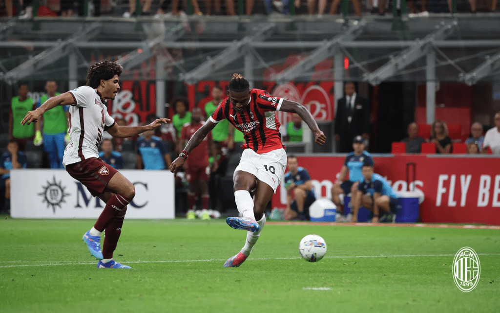 Leao Milan Torino - photocredit acmilan.com